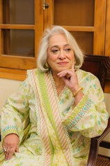 Gul Ahmed 3 Piece Unstitched Printed Lawn Suit CL-52126 B