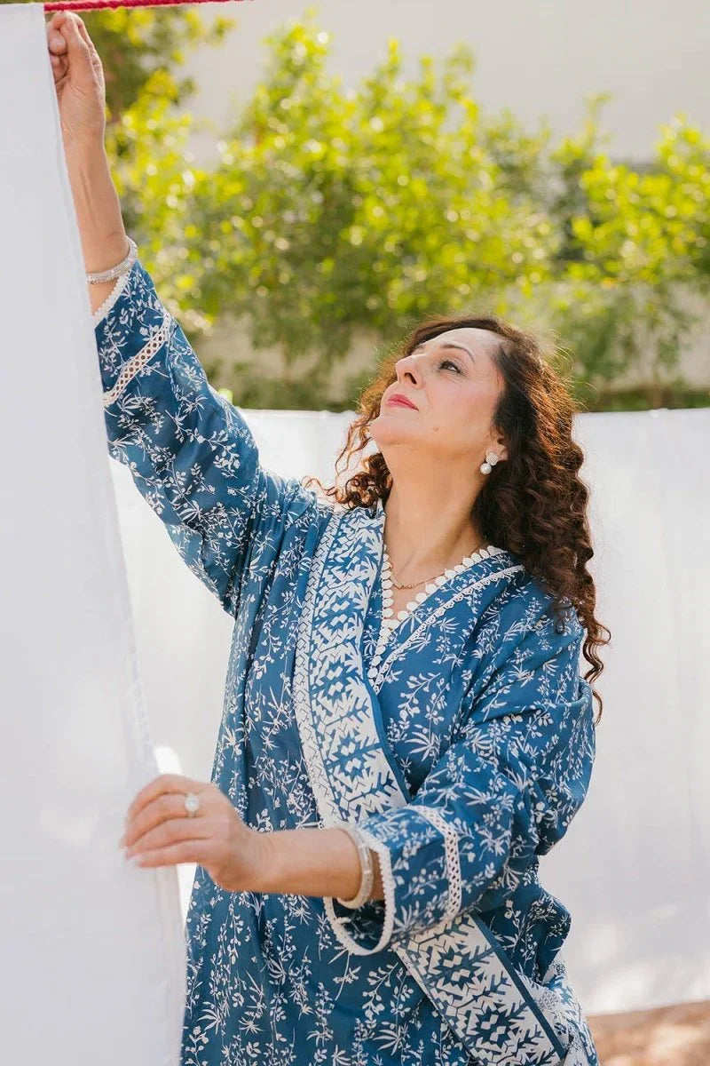Gul Ahmed 3 Piece Unstitched Printed Lawn Suit CL-52454