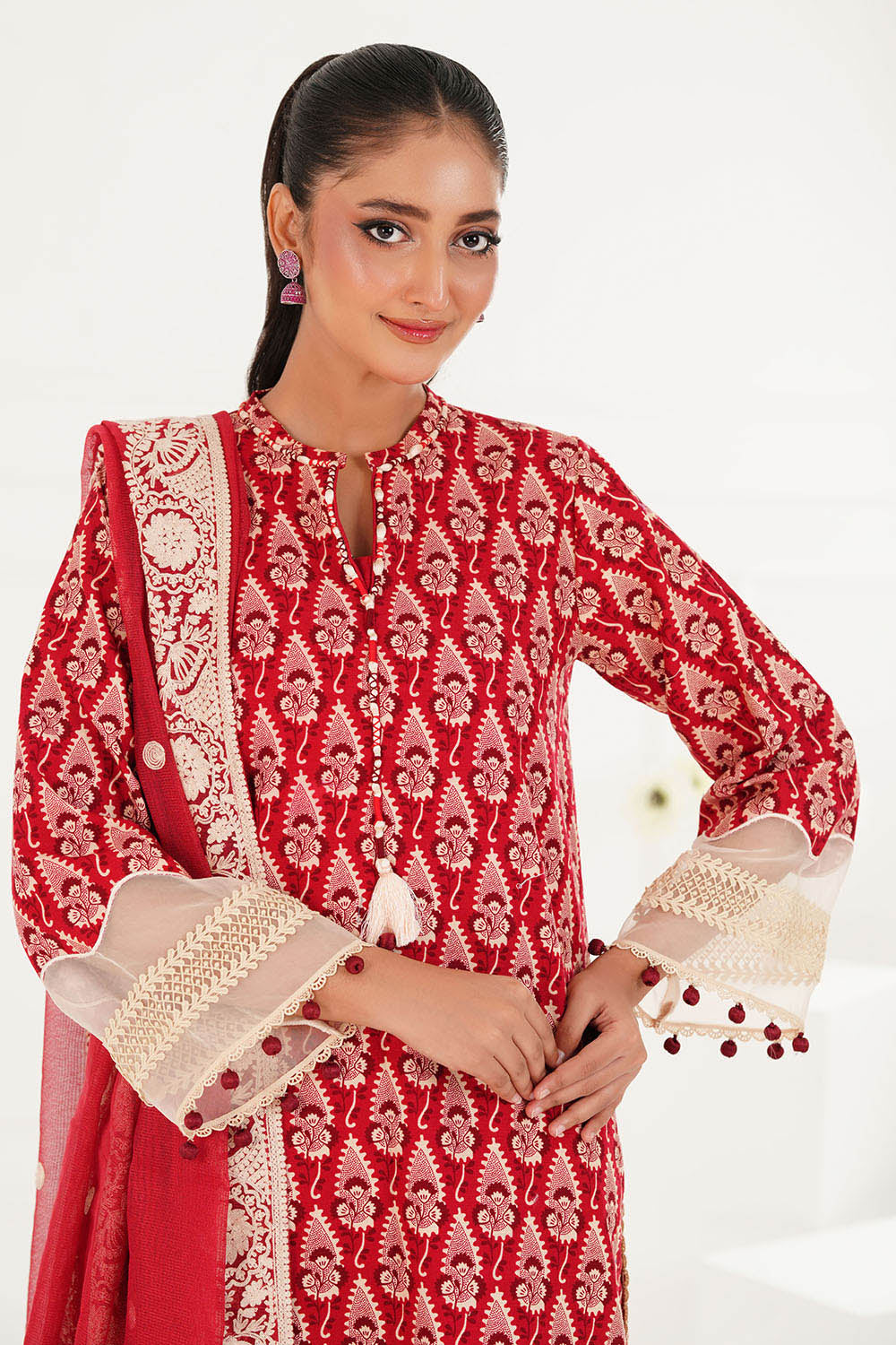 Gul Ahmed 3 Piece Unstitched Embroidered Khaddar Suit With Net Dupatta CN-52006