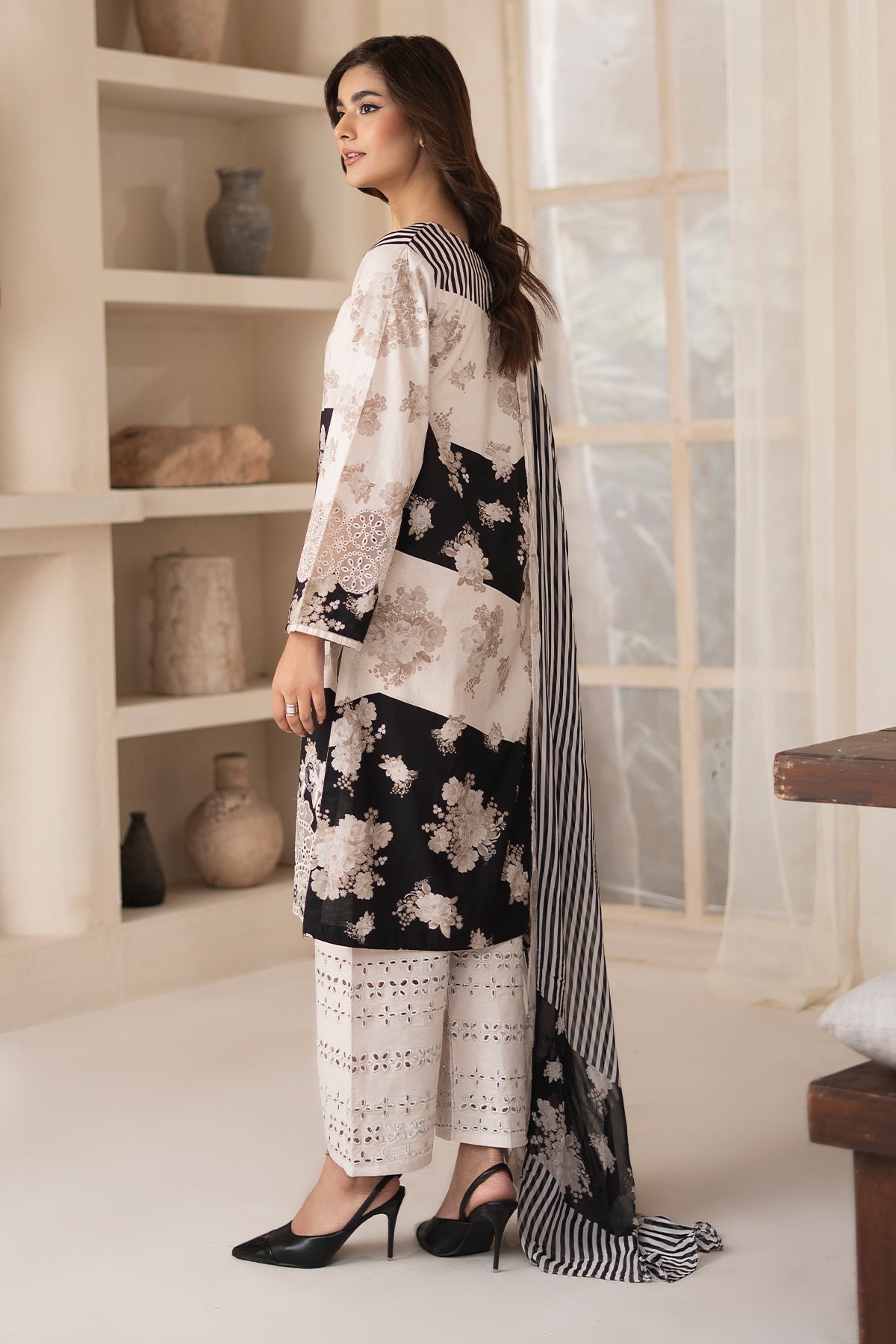 Charizma 3 Pc Stitched Printed Lawn Suit - CNP-5-139S