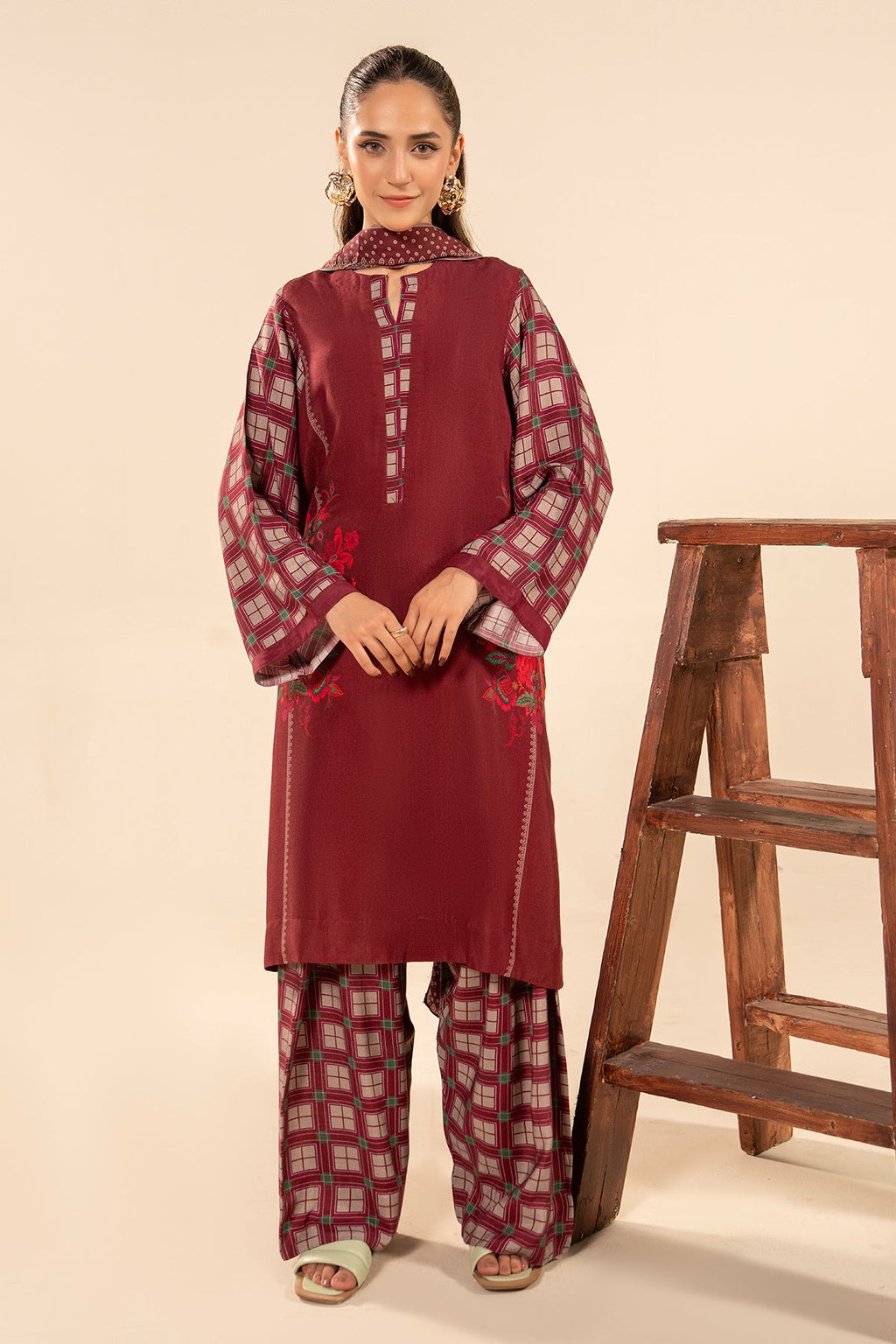 Charizma 3 Pc Stitched Printed Raw-Silk Suit - CPM-5-066