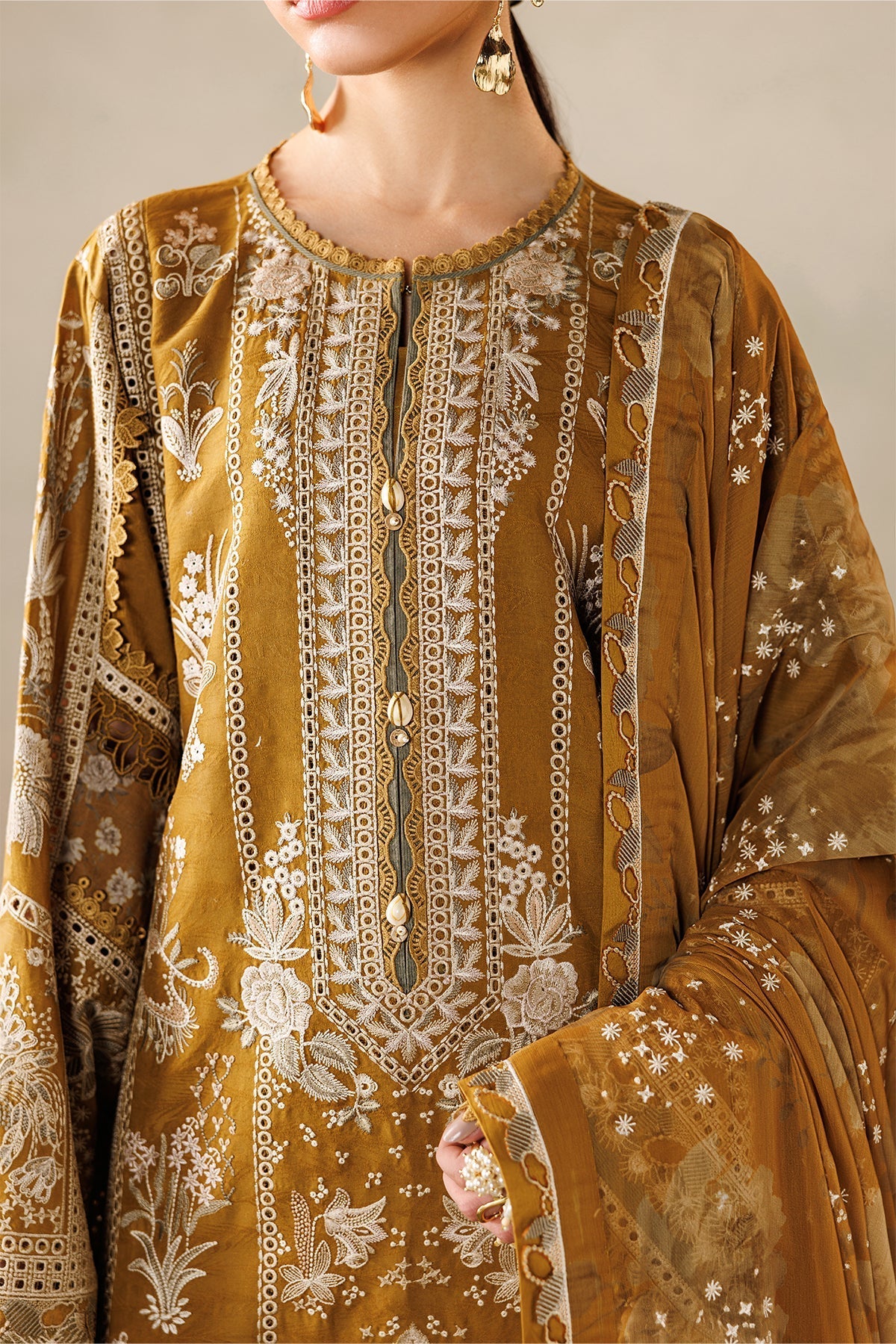 Baroque 3 Piece Unstitched Embroidered Lawn Suit - EL26-D07