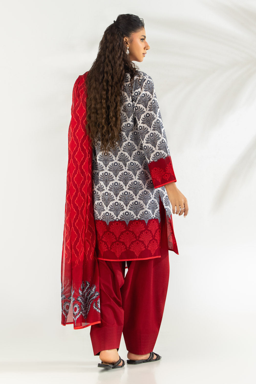 Gul Ahmed 3 Piece Ready to Wear Printed with Embroidered Lawn Suit - IUSTKSD-2167