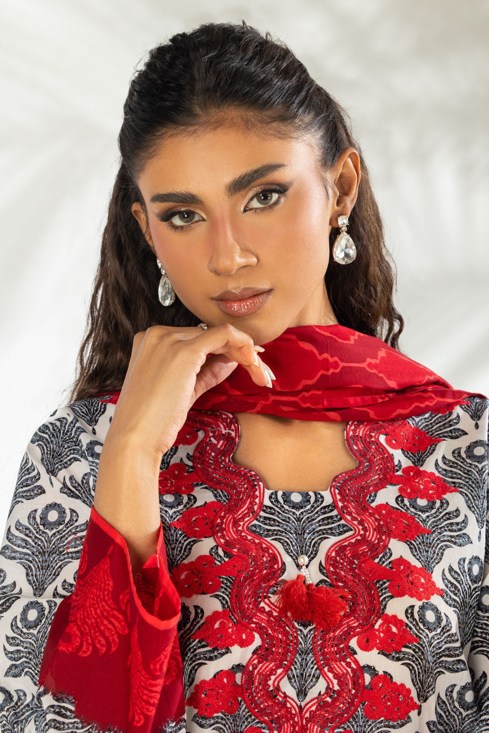 Gul Ahmed 3 Piece Ready to Wear Printed with Embroidered Lawn Suit - IUSTKSD-2167