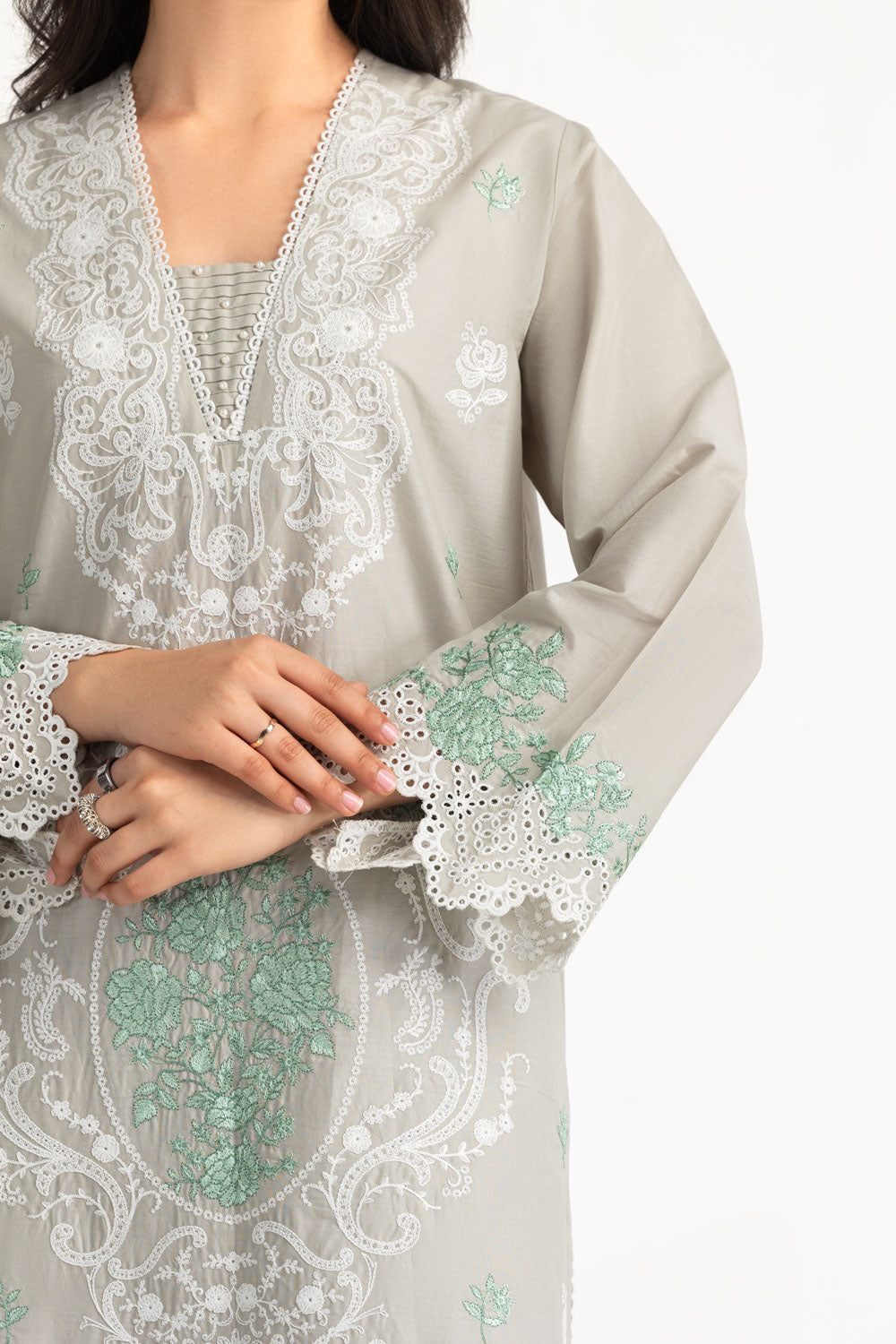 Gul Ahmed 3 Piece Ready to Wear Embroidered Lawn Suit - IUSTKSD-2334