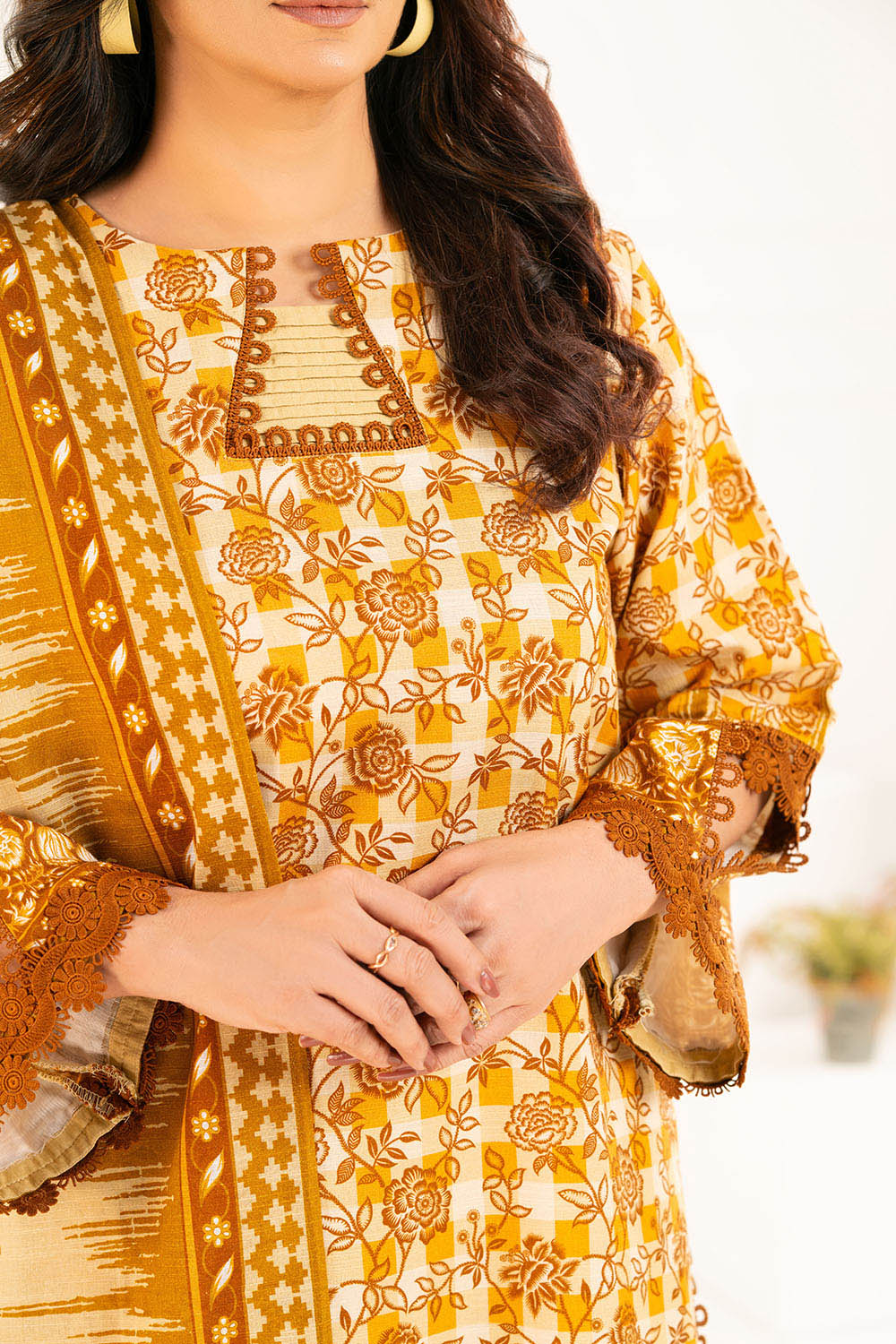 Gul Ahmed 3 Piece Unstitched Printed Khaddar Suit With Dupatta K-52087