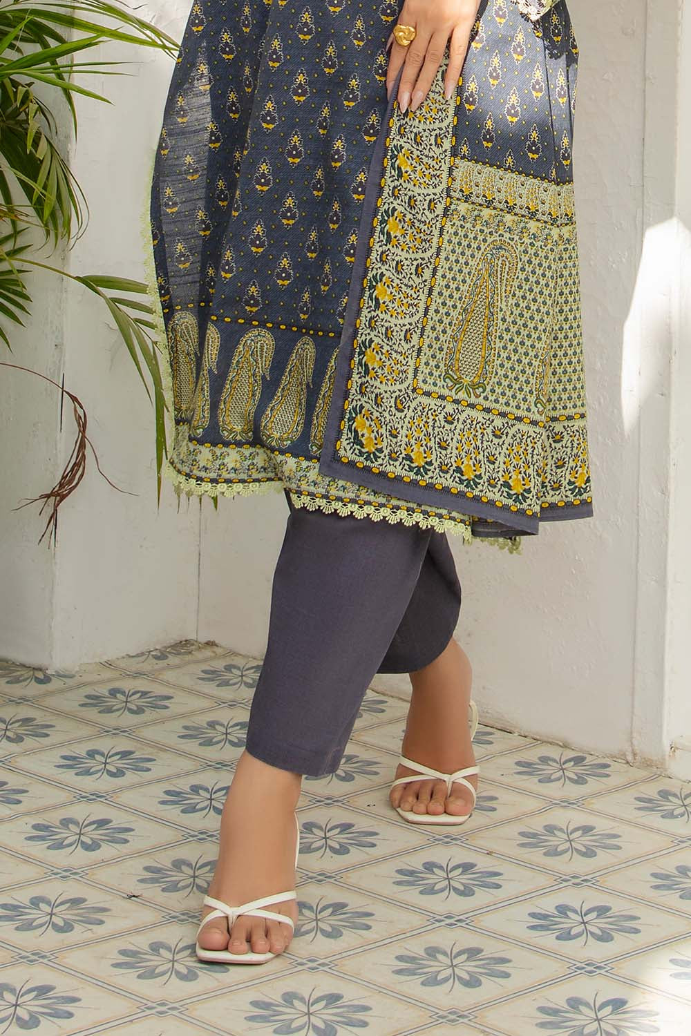 Gul Ahmed 3 Piece Unstitched Printed Khaddar Suit With Dupatta SD-52188