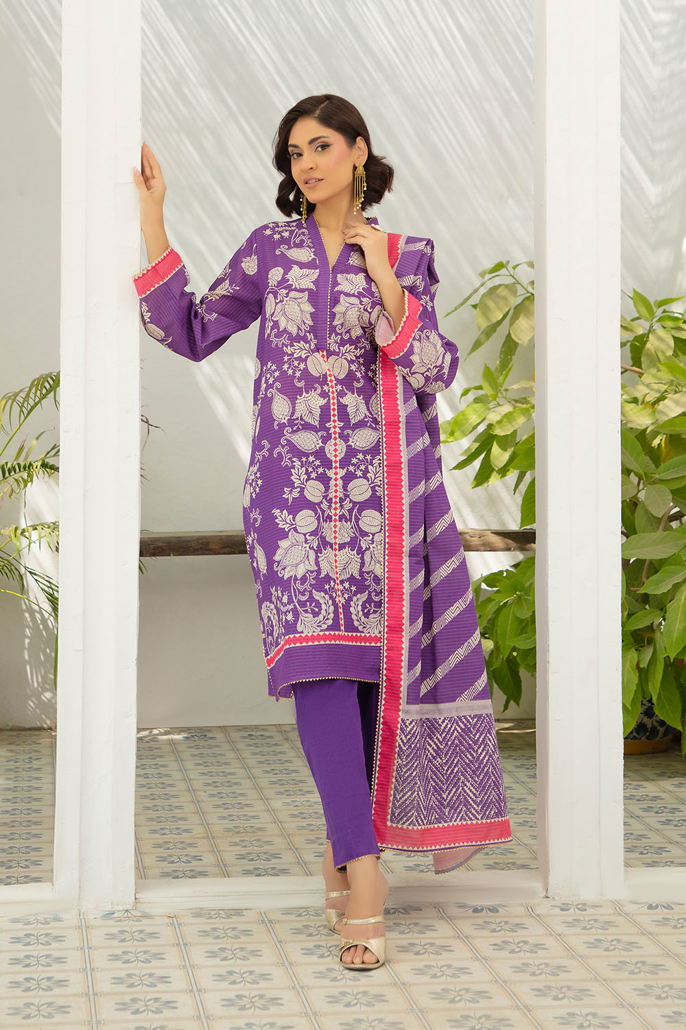 Gul Ahmed 3 Piece Unstitched Printed Stripe Khaddar Suit With Dupatta SD-52191