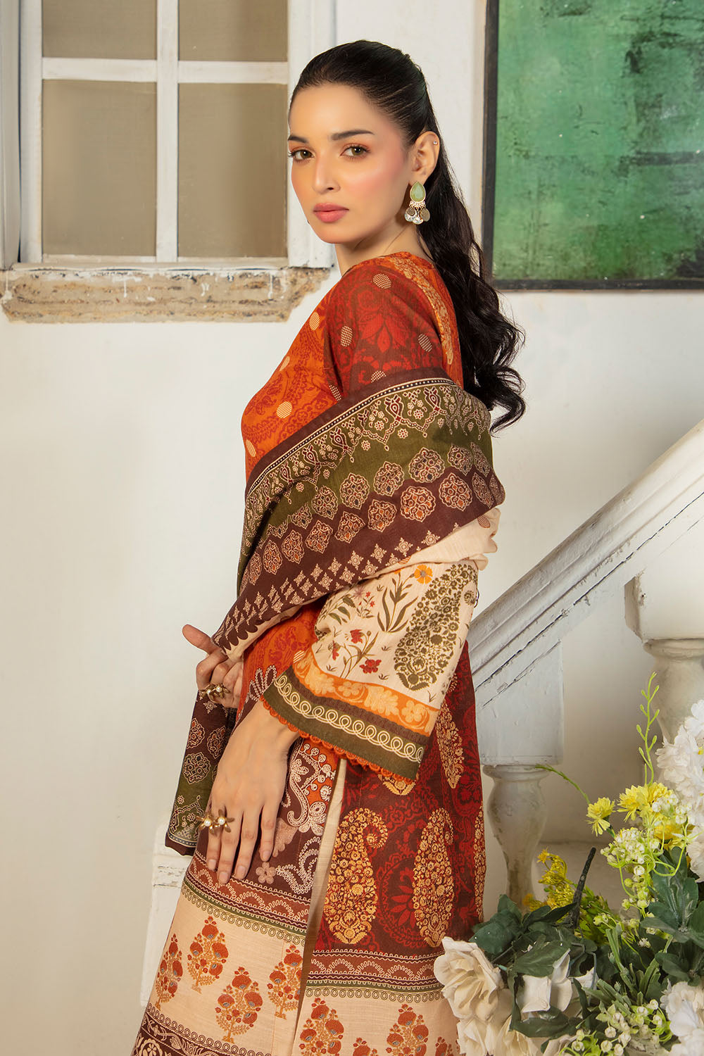 Gul Ahmed 3 Piece Unstitched Printed Zari Cotton & Khaddar Suit With Dupatta SD-52205