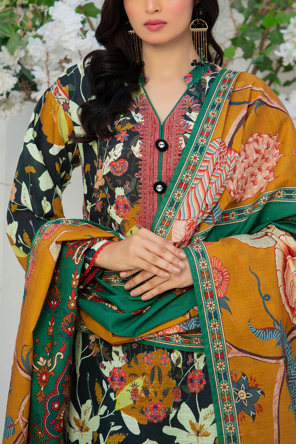 Gul Ahmed 3 Piece Unstitched Printed Zari Cotton & Khaddar Suit With Dupatta SD-52208