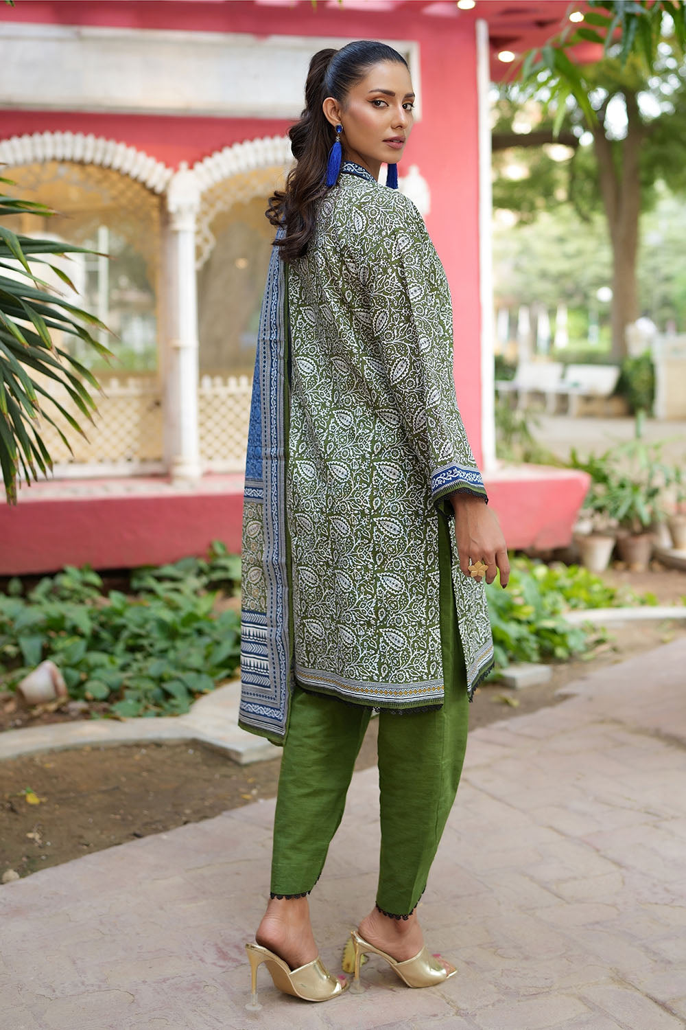 Gul Ahmed 3 Piece Unstitched Printed Khaddar Suit SD-52217