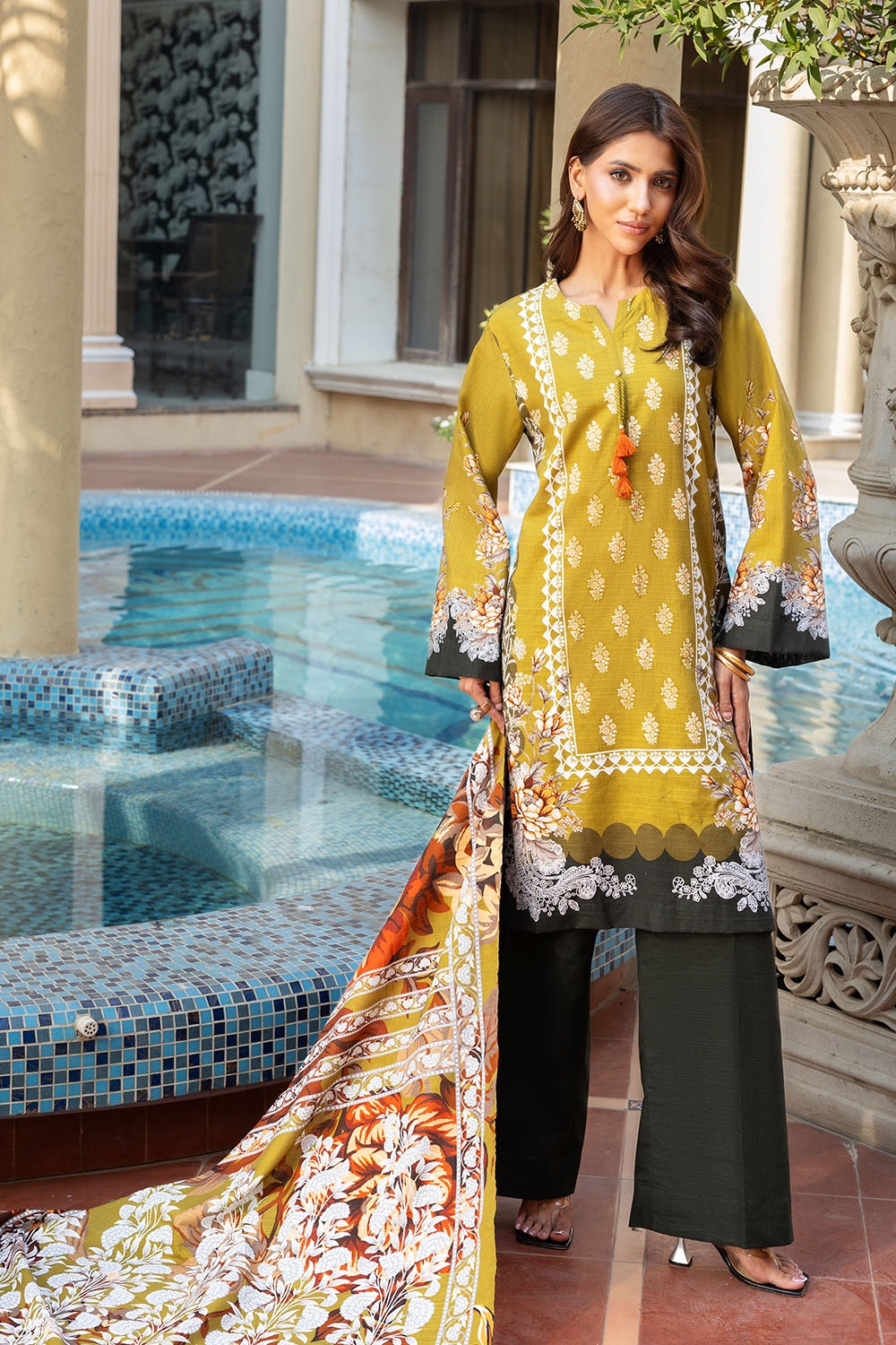 Gul Ahmed 3 Piece Unstitched Printed Khaddar Suit SD-52226
