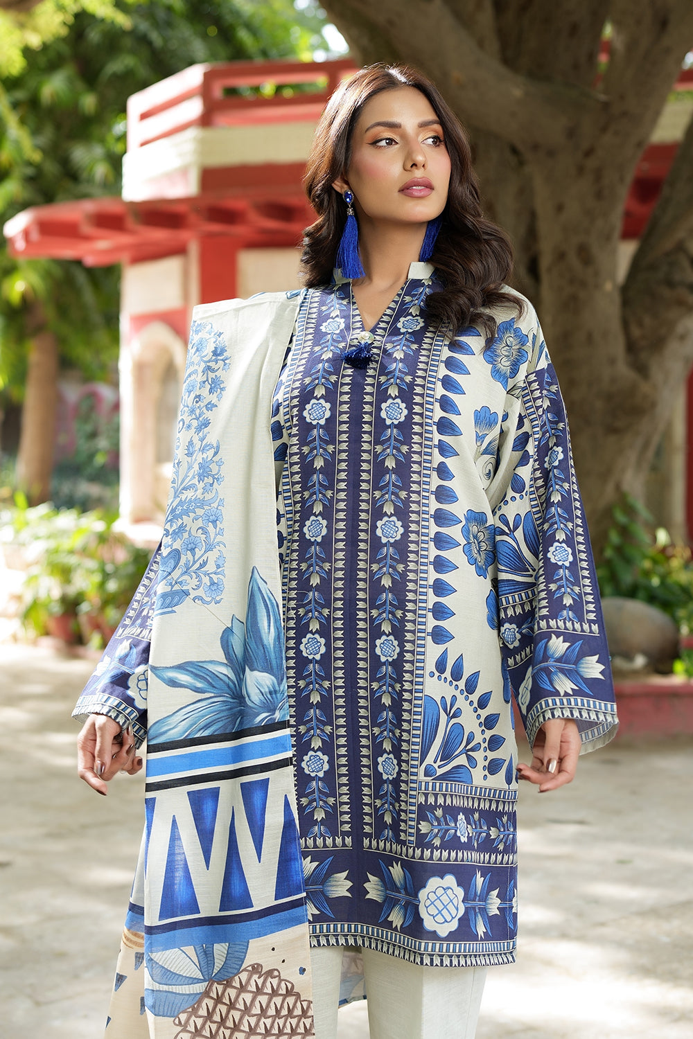 Gul Ahmed 3 Piece Unstitched Printed Khaddar Suit SD-52244