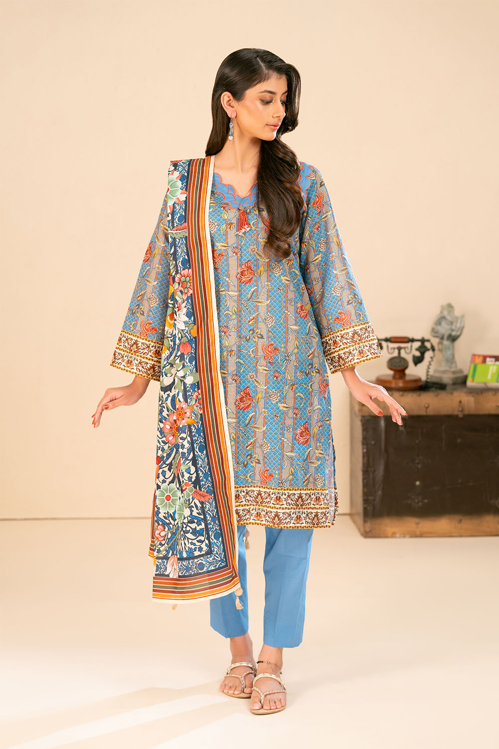 Gul Ahmed 3 Piece Unstitched Printed Khaddar Suit With Dupatta SD-52260
