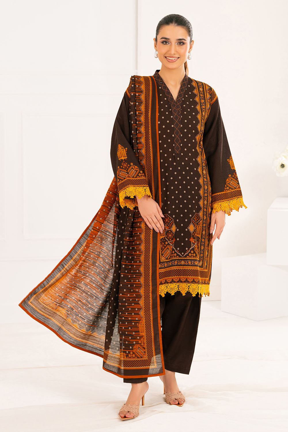 Gul Ahmed 3 Piece Unstitched Printed Khaddar Suit With Dupatta WNS-52025