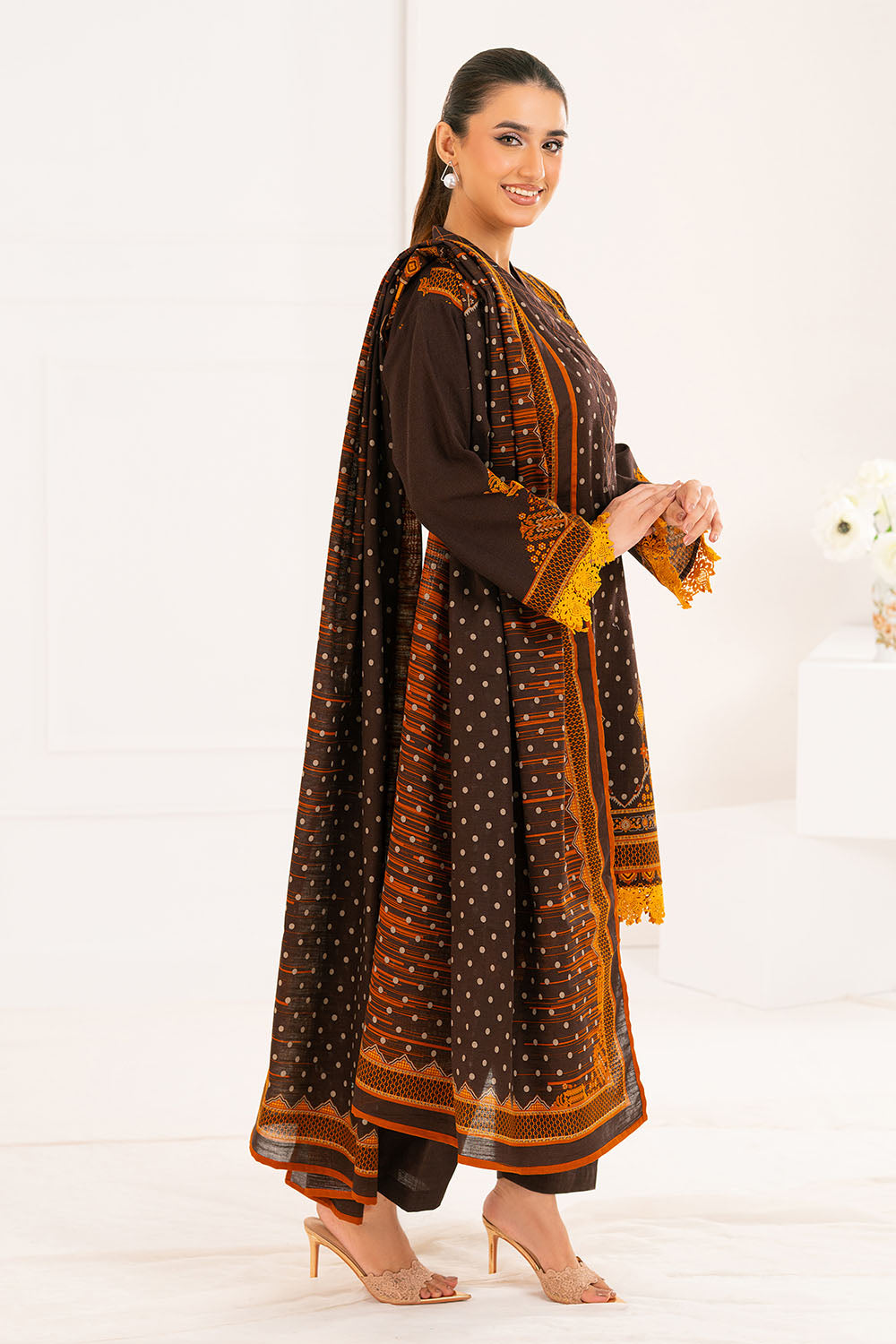 Gul Ahmed 3 Piece Unstitched Printed Khaddar Suit With Dupatta WNS-52025