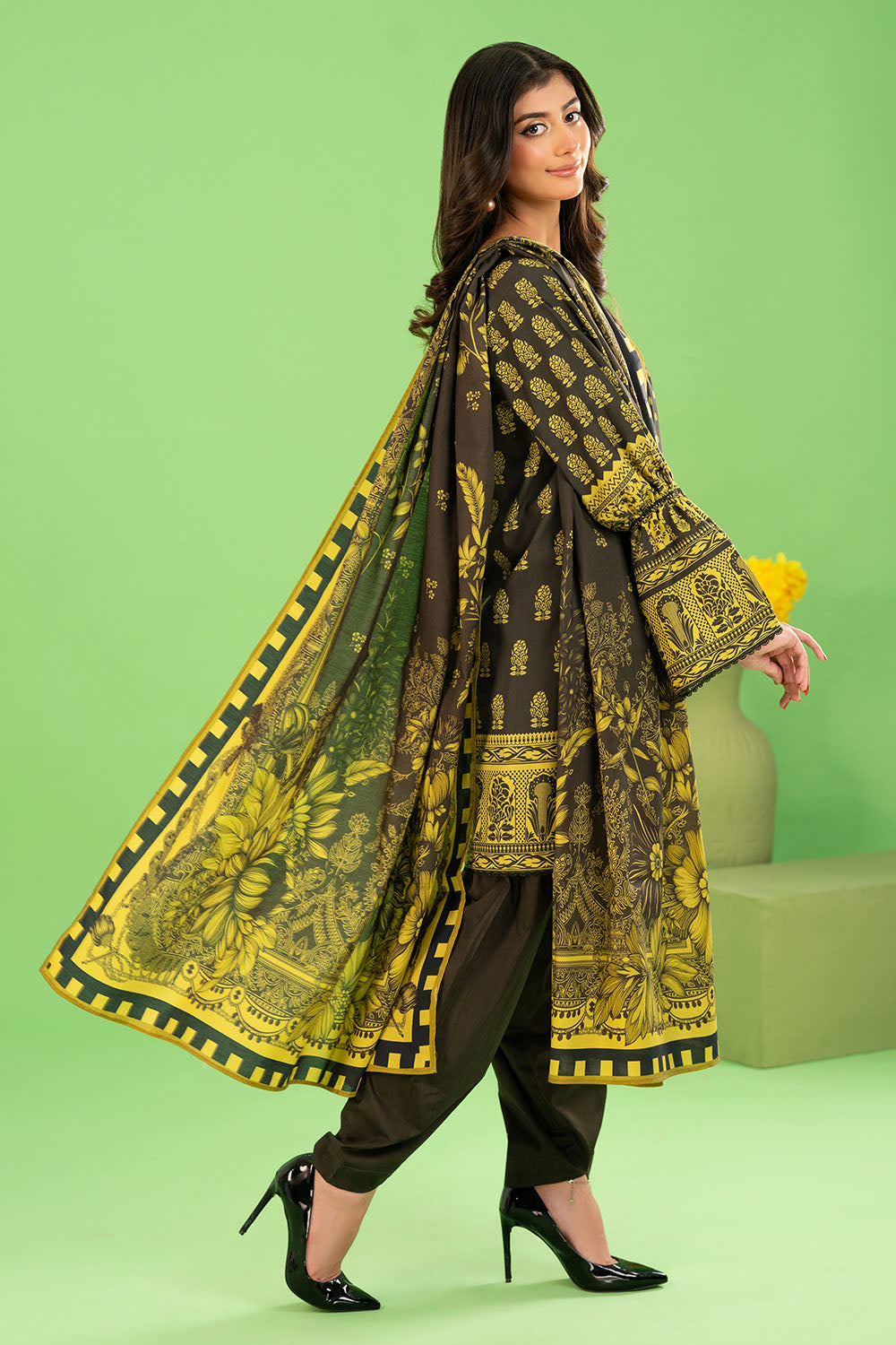 Gul Ahmed 3 Piece Unstitched Printed Cotton Linen Suit With Dupatta WNS-52032