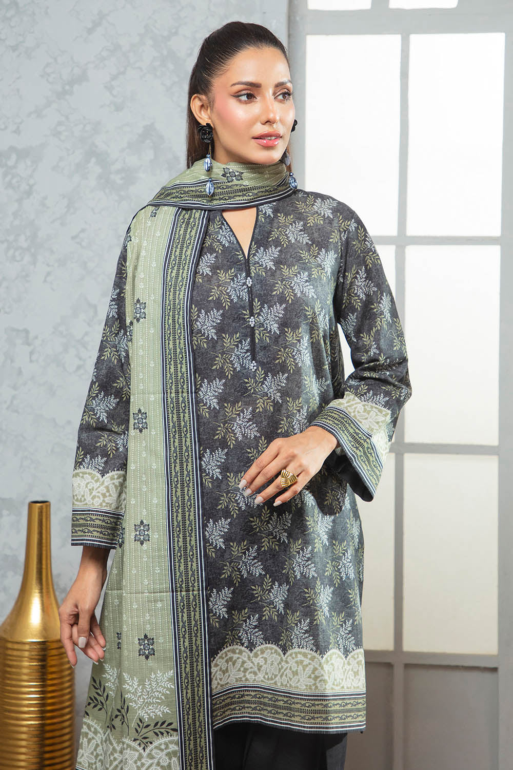 Gul Ahmed 3 Piece Unstitched Khaddar Suit With Dupatta WNS-52093